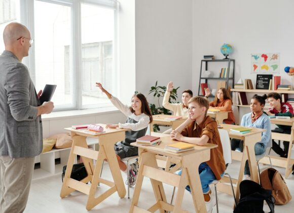 Il rendimento scolastico parte dalla bocca: perché la salute orale è anche un fattore cognitivo