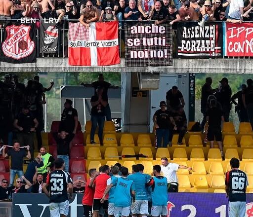 BENEVENTO Un bel pareggio a Benevento 2 -2 rianima i biancorossi